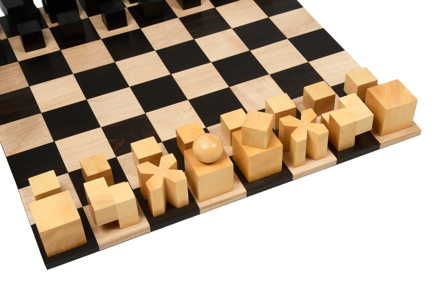 1924 Bauhaus Repro Geometrical Abstract Chessmen In Ebonised Boxwood With Chess Board