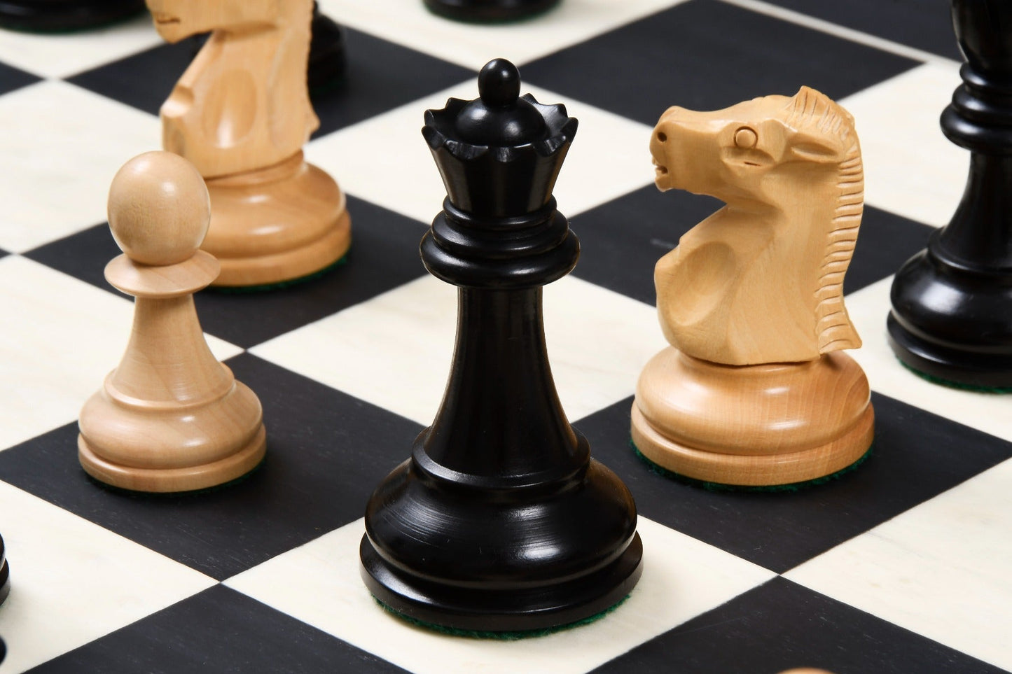 1972 Fischer Spassky Championship Series Chess Pieces Set – Boxwood & Ebonised Boxwood - Chess Villa