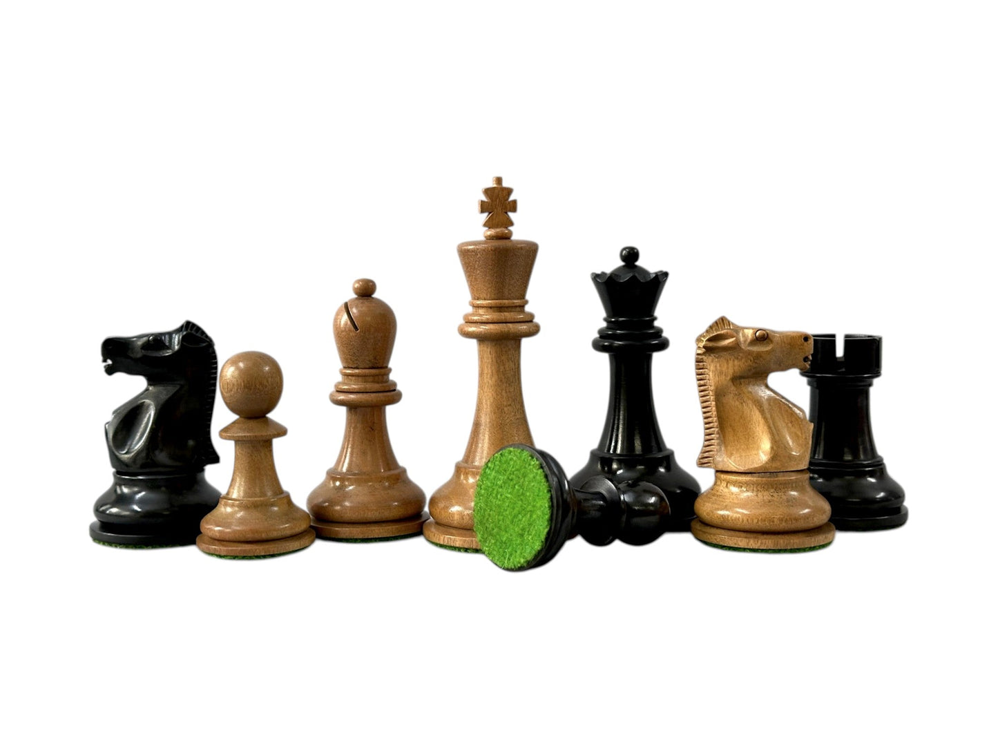 1972 Fischer Spassky Championship Series Chess Pieces Set –Distressed & Ebonised Boxwood - Chess Villa
