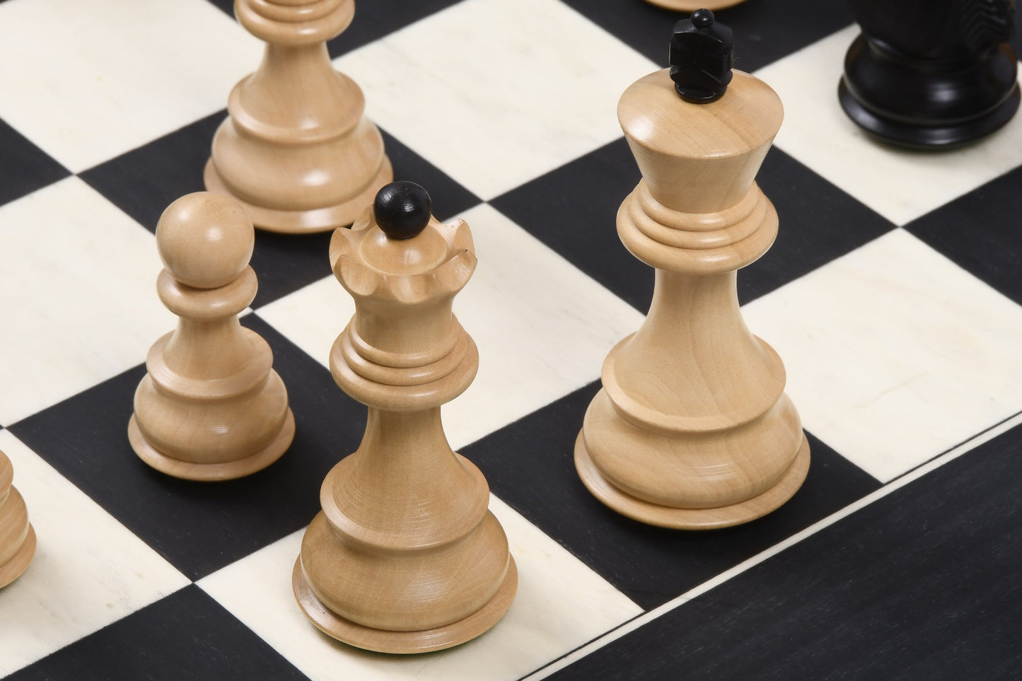 3.9" Russian Zagreb Chess Pieces Only set – Weighted Ebonised Boxwood & Boxwood