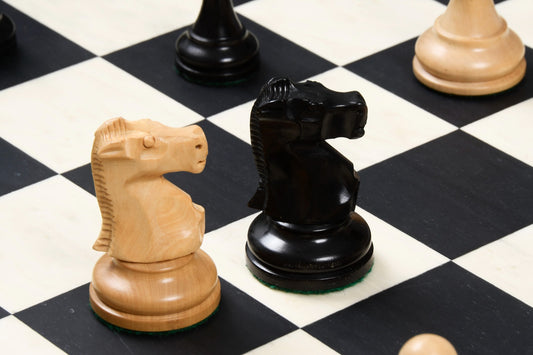 1972 Fischer Spassky Championship Series Chess Pieces Set – Boxwood & Ebonised Boxwood
