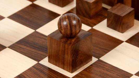 1924 Bauhaus Reproduced Geometrical Abstract Chessmen In Golden Rosewood With Chess Board