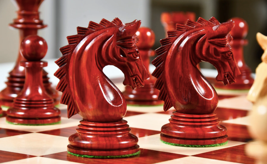 4.2" Luxury Patton Staunton Chess Pieces Only Set- Weighted Bud Rosewood and Boxwood