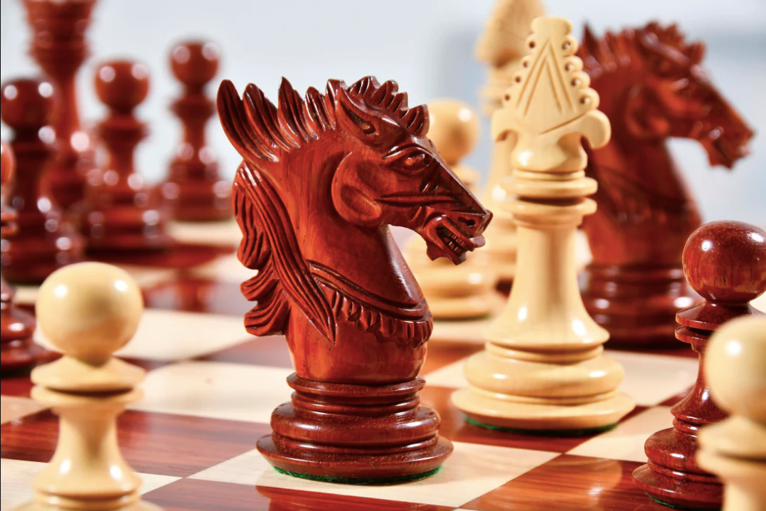 4.5" Carvers' Art Luxury Chess Pieces Only Set -Triple Weighted Budrose Wood