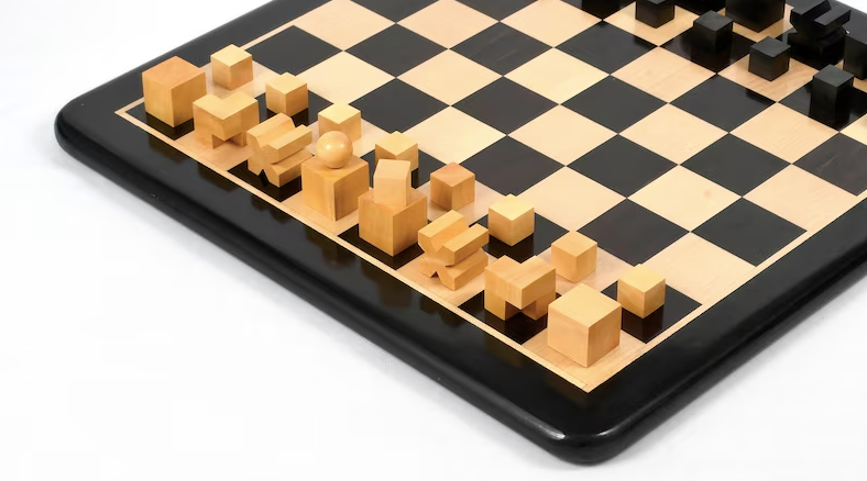 1924 Bauhaus Reproduced Geometrical Abstract Chessmen In Ebonised Boxwood
