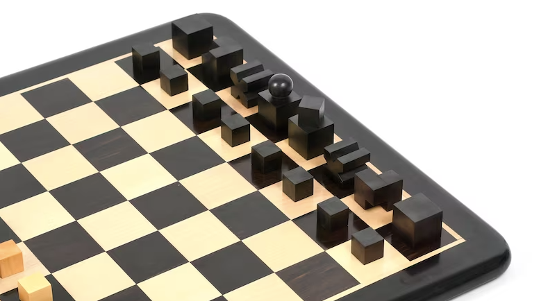 1924 Bauhaus Reproduced Geometrical Abstract Chessmen In Ebonised Boxwood