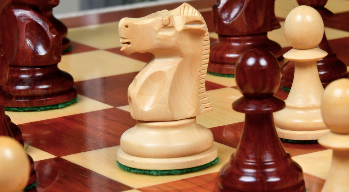 1972 Fischer Spassky Championship Series Chess Pieces Set – Boxwood & Bud Rosewood