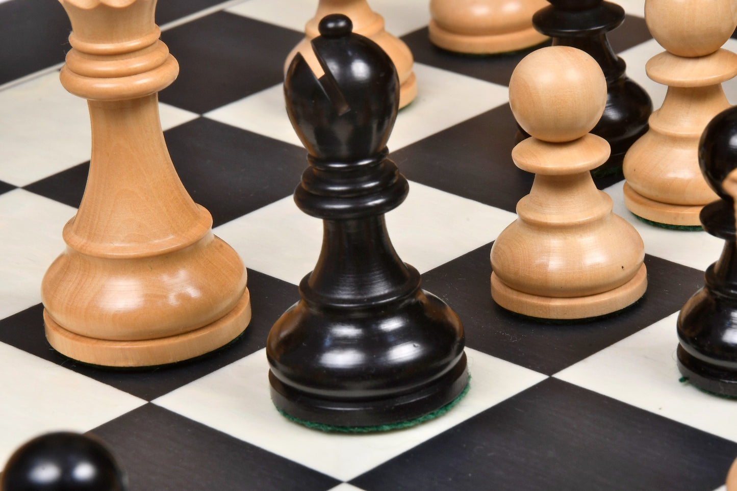 1972 Reproduced Reykjavik Championship Series Chess Pieces 3.7" - Weighted Ebonised Boxwood & Boxwood