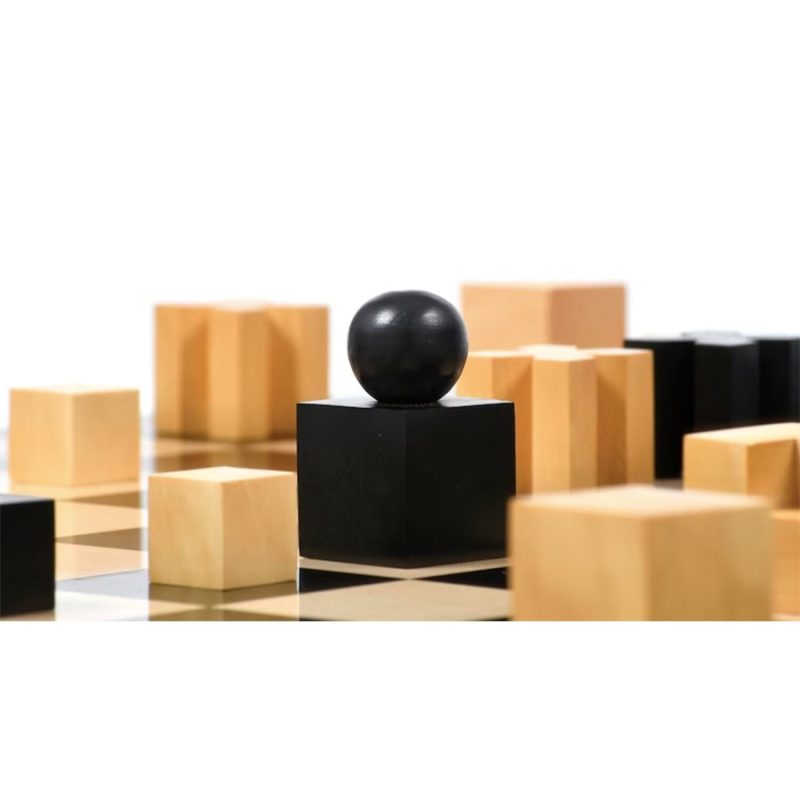 1924 Bauhaus Reproduced Geometrical Abstract Chessmen In Ebonised Boxwood - Image 2