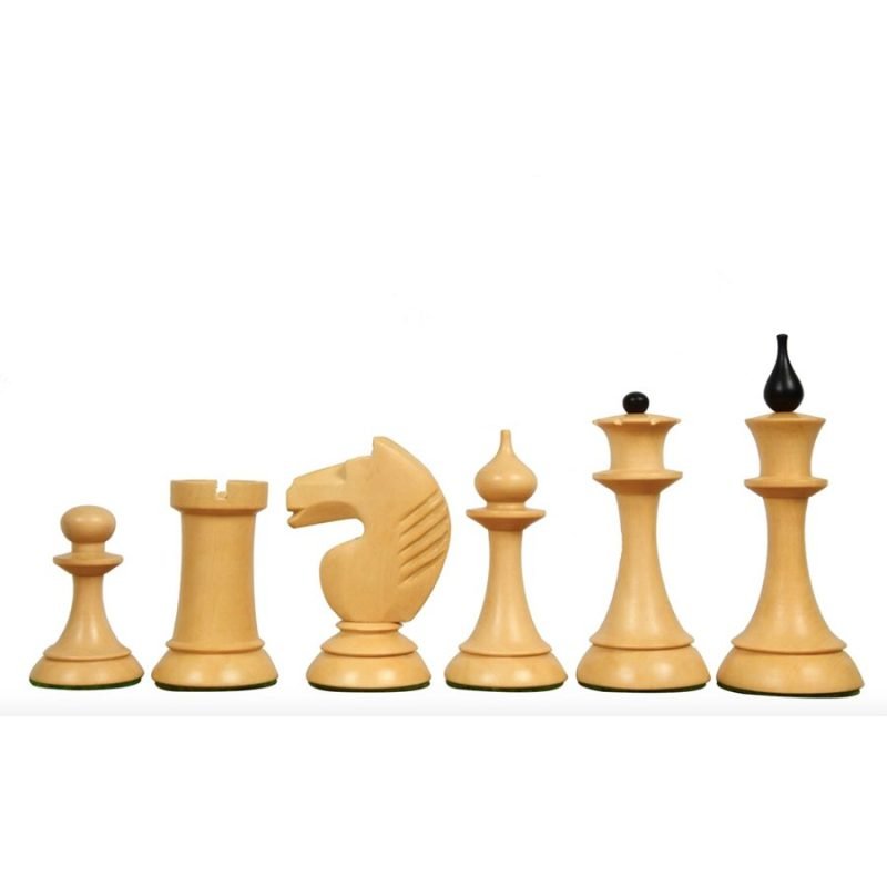 1950s Soviet Latvian Reproduced Chess Pieces Only Set- Weighted Ebonised Boxwood & Boxwood - Image 4